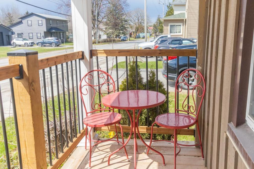 Park And Mill - Hot Tub And Bocce Court Bloomfield Exterior foto